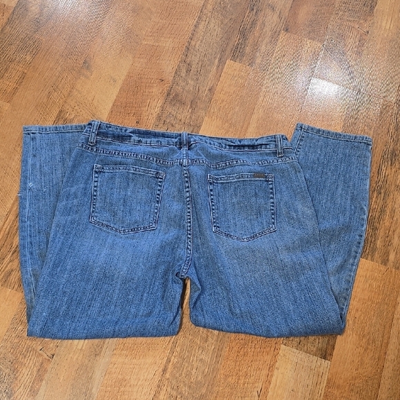 Jennifer Lopez Blue Straight Leg Jeans  Classic Style 12 - Picture 3 of 4